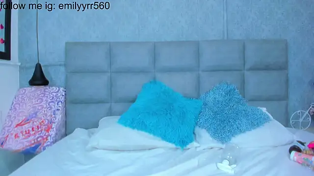 emilyy_r Chat XXX in diretta