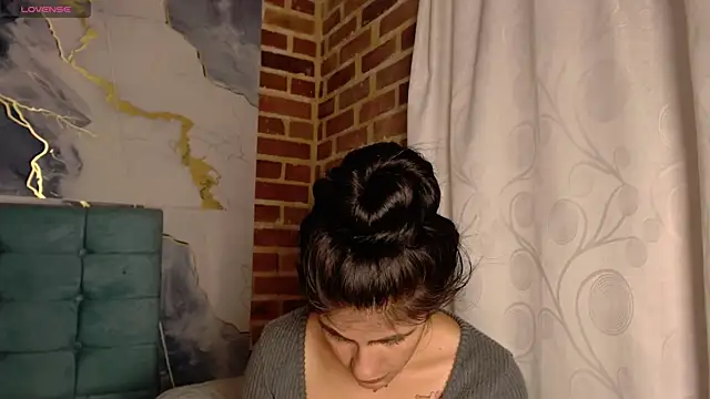 ailyngg Chat XXX live