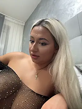 Kylie_One Chat XXX in diretta