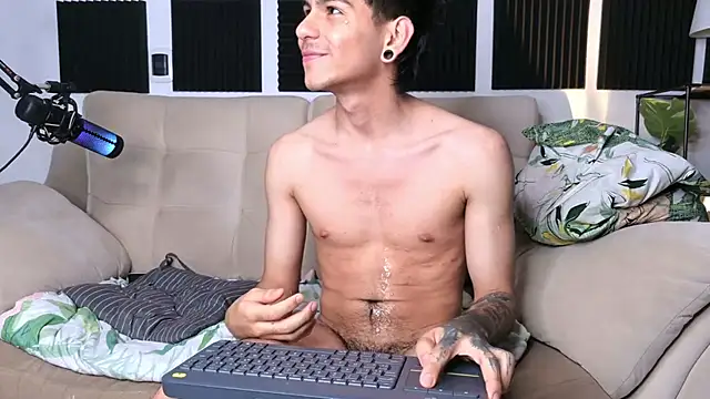 Austin_falcon 现场XXX聊天