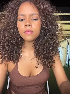 CurlyOopsieXXX Chat XXX in diretta