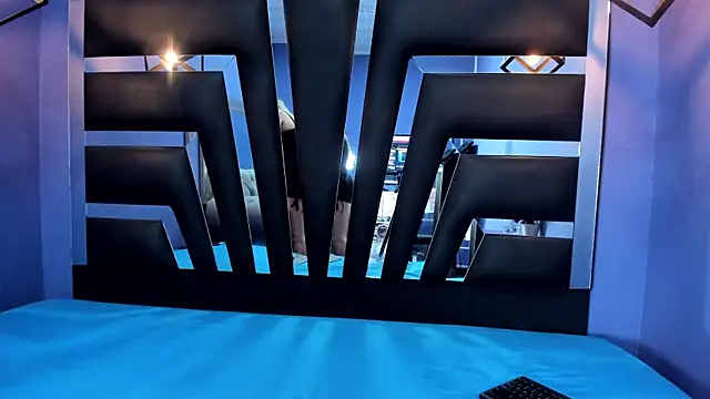 צ'אט XXX בשידור חי של celestefox1