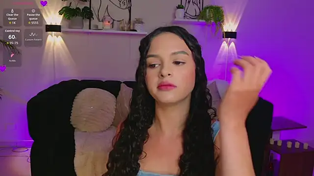 MaraVelvett Chat XXX in diretta