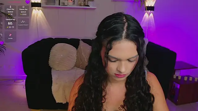 צ'אט XXX בשידור חי של MaraVelvett