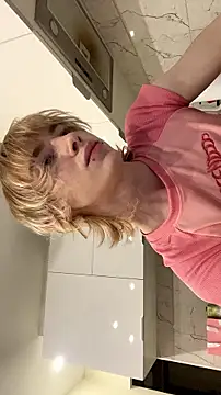 แชท XXX สดของ ixistudiomember