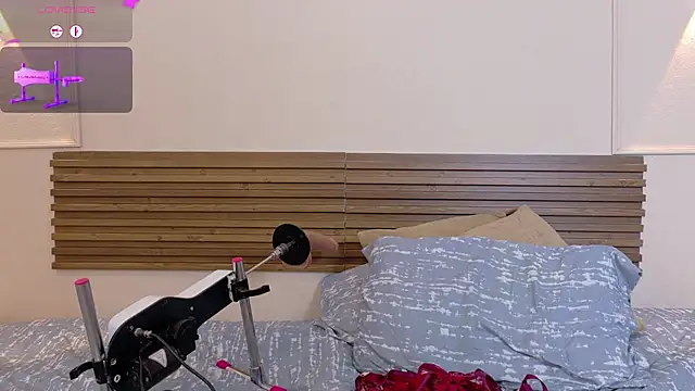mia_gold_ Chat XXX live