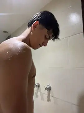 Lander_Cruz Live XXX-Chat