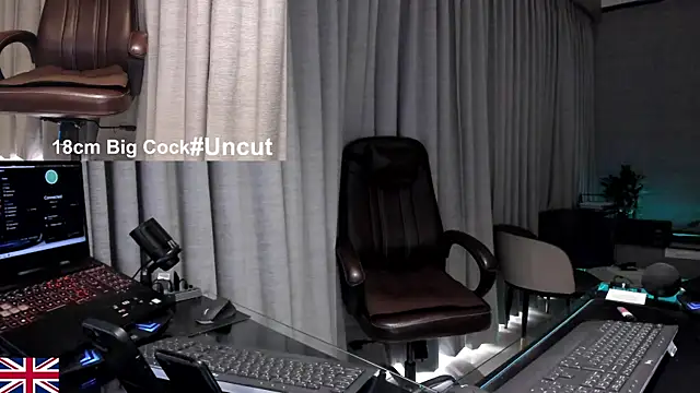 OnlineBossUK 现场XXX聊天