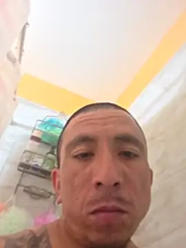 Chat XXX en directo de Boogiehtx713