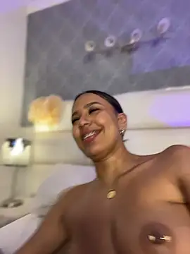 MiilaBlake Chat XXX in diretta