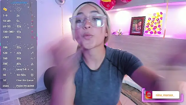 Živý XXX chat Nina-Mars