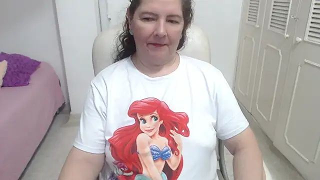 Chatroom XXX en direct de leonela_69