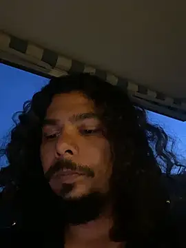 daddyvibes: διαδικτυακό σόου στην κάμερα