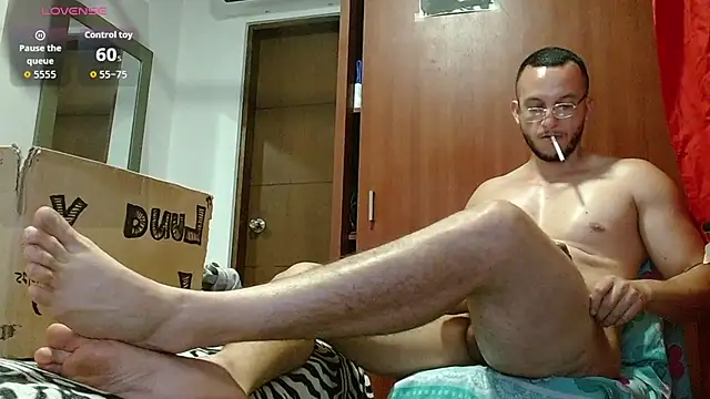 MarcusMilarc Live XXX Chat