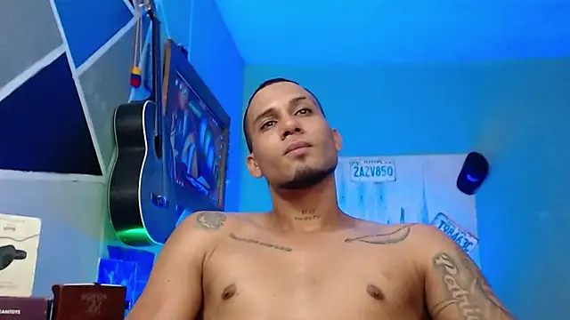 Chat XXX ao vivo de MagnusFrost
