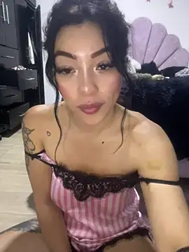 دردشة DAKOTA_SAKURA الجنسية المباشرة