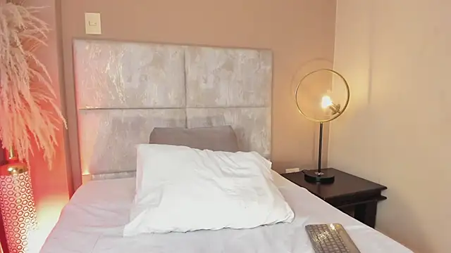 AnnaDenver Chat XXX live