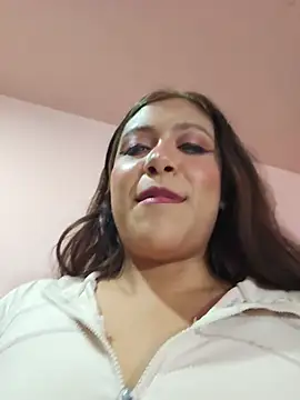 -TheCatCrazy-'s Live XXX Chat