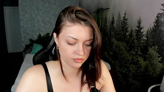 Chat XXX en directo de Maya-Mimi