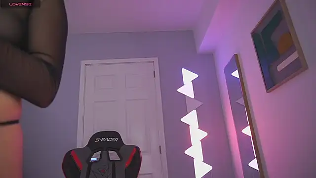 Chat XXX en directo de DanikaDillan