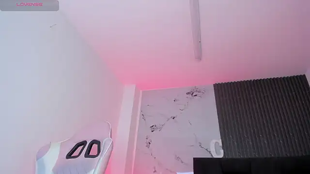 Chloemuaak 现场XXX聊天