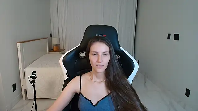 upssnowyn Live XXX chat