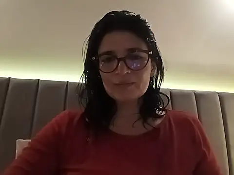 دردشة adriana71 الجنسية المباشرة