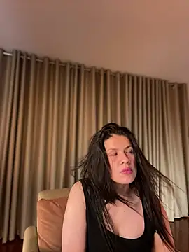 دردشة Zandrina الجنسية المباشرة