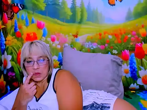 indianroxy 现场XXX聊天
