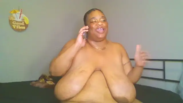 NaughtyHottieBBW Chat XXX in diretta