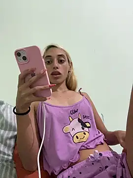 Chat XXX en directo de loirinhaaa