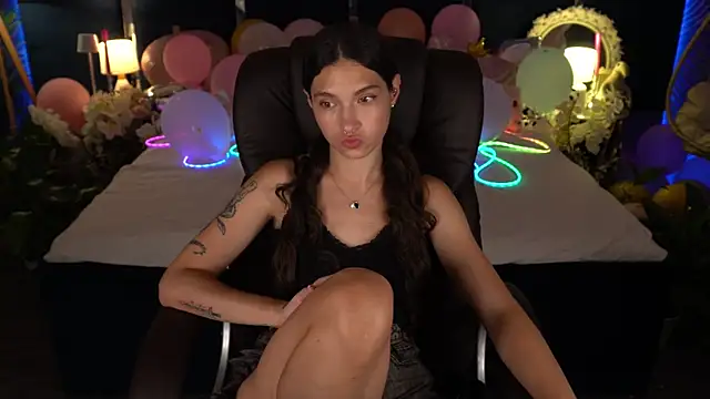 Chat +18 de BabyFlowerr ao vivo