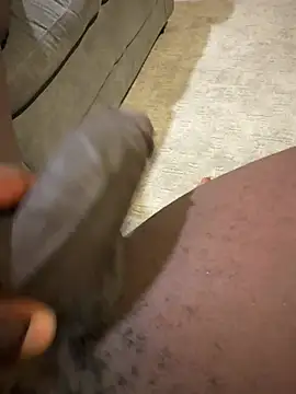 12inchforreal webkamerás műsora