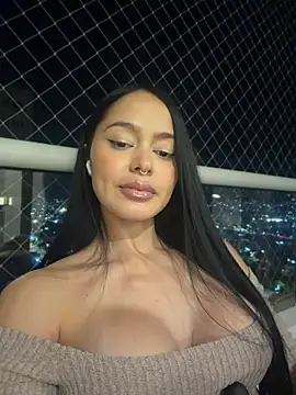 Chat +18 de iam_ruby ao vivo