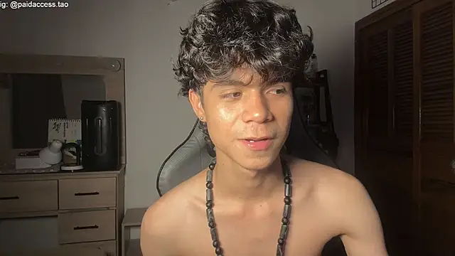 Онлайн чат XXX OopsAgain_