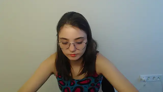 Sun_Shine__ Chat XXX in diretta