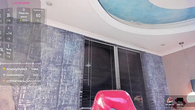 NathalyLeen Chat XXX in diretta