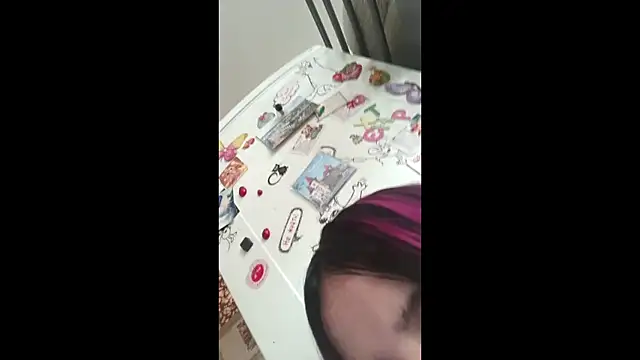 IronicBucklen Live XXX chat