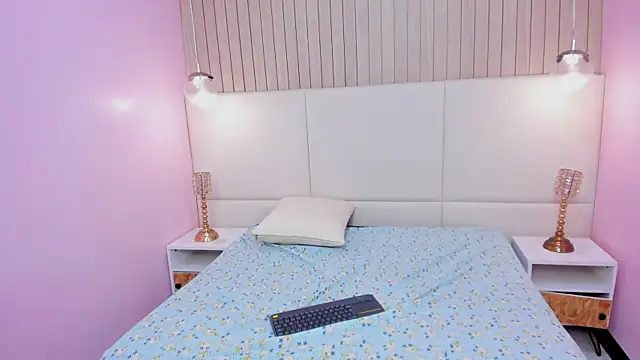 OliviaRicci Chat XXX in diretta