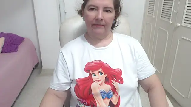 צ'אט XXX בשידור חי של leonela_69