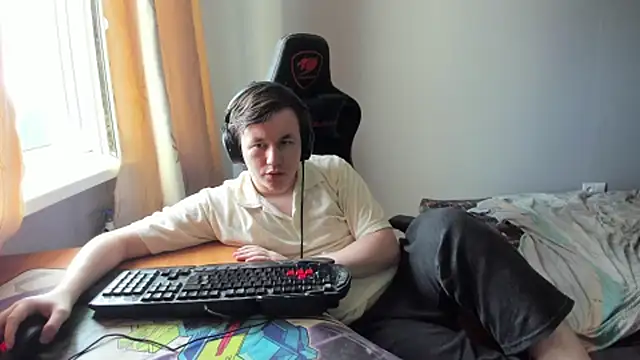 iliaskrislove's Live XXX Chat