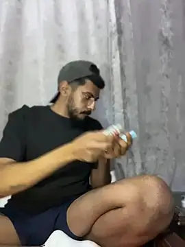 kaiilopeez Adlı Modelin Canlı XXX Sohbeti