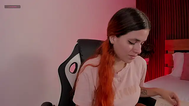 alliss_ginger_'s Live XXX Chat