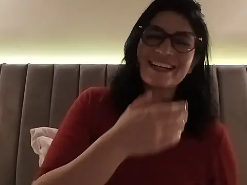 XXX chat uživo modela adriana71