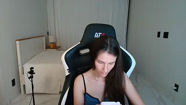 upssnowy's Live XXX Chat