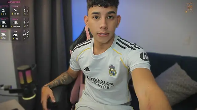 andy_cute22n Live XXX chat