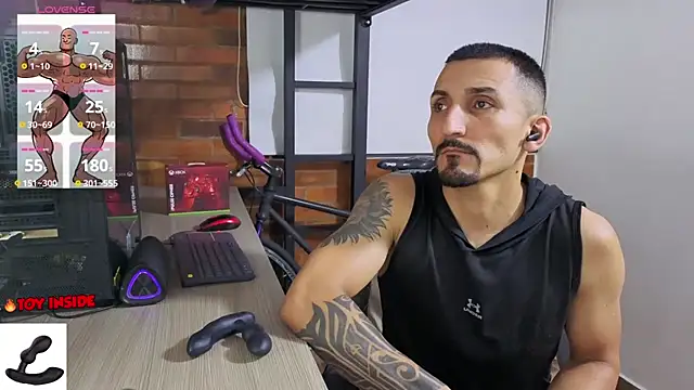 دردشة Marck_Muscle الجنسية المباشرة