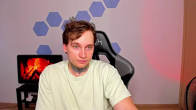 Chris_Tyson Live XXX-chat