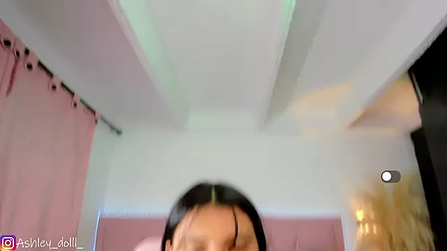 Ashley_dolll Chat XXX in diretta