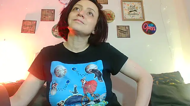 Katicalatinmilf's Live XXX Chat